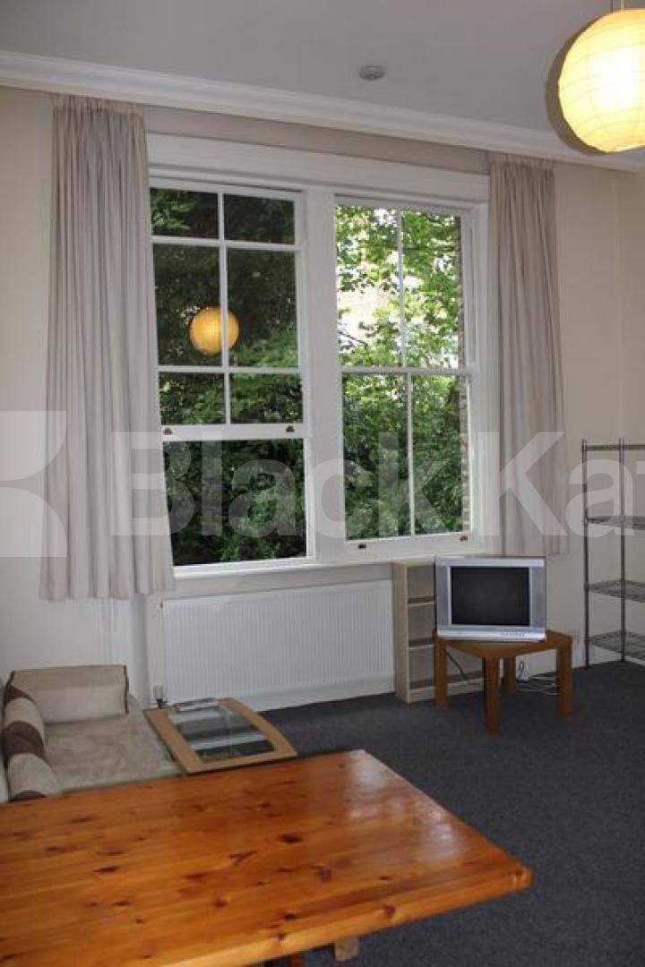			NEW INSTRUCTION, 1 Bedroom, 1 bath, 1 reception Ground Floor Flat			 Hazlitt Road, Kensington Olympia